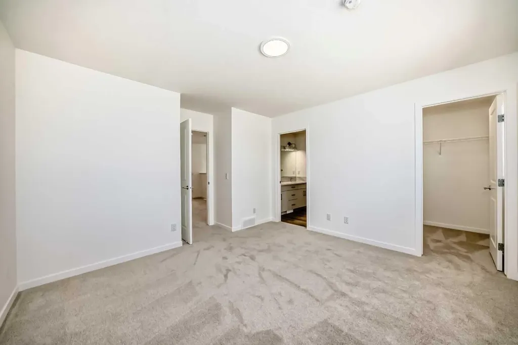 1078 Sawgrass Link NW Airdrie AB T4B5V2