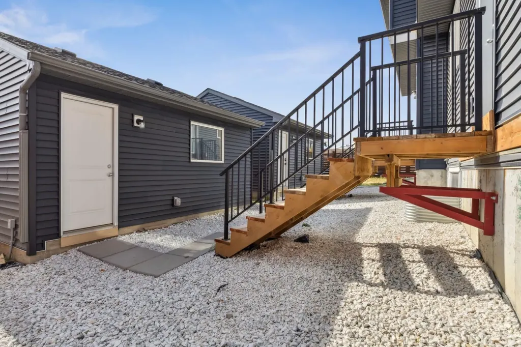 113 Calhoun Common NE Calgary AB T3P 1T2