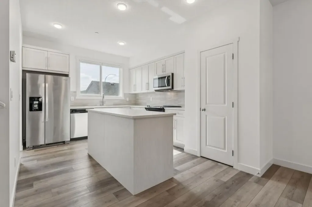 113 Calhoun Common NE Calgary AB T3P 1T2