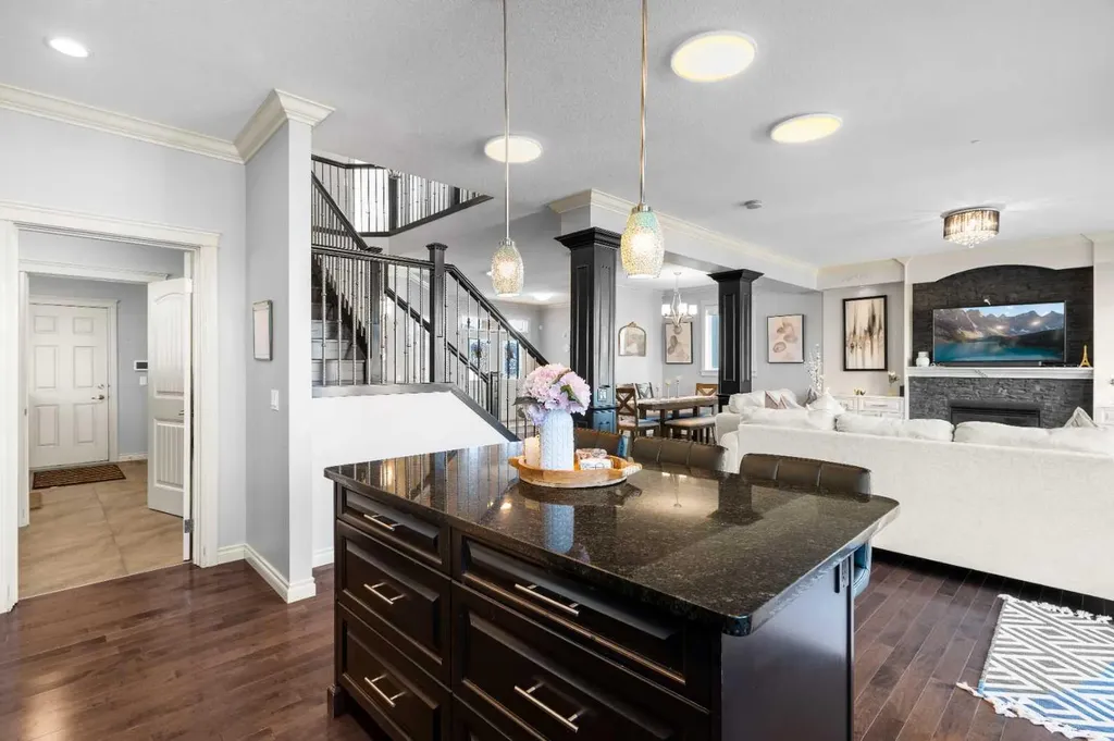 409 Kinniburgh Boulevard Chestermere AB T1X0P4