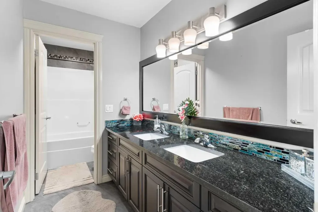 409 Kinniburgh Boulevard Chestermere AB T1X0P4