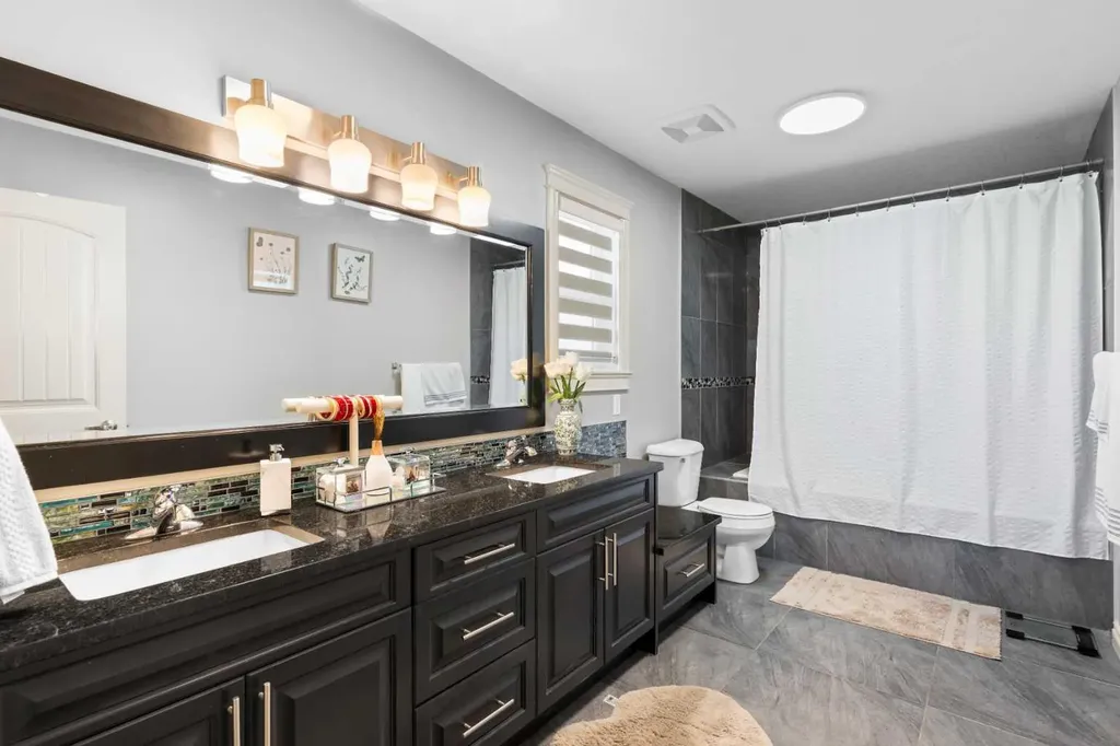 409 Kinniburgh Boulevard Chestermere AB T1X0P4
