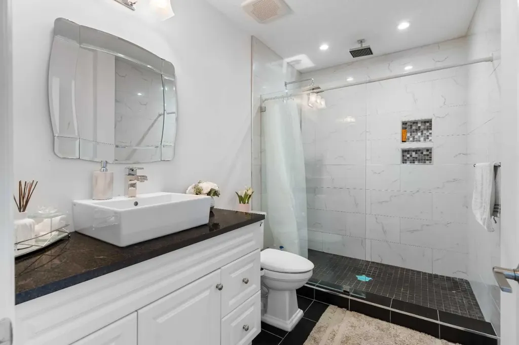 409 Kinniburgh Boulevard Chestermere AB T1X0P4