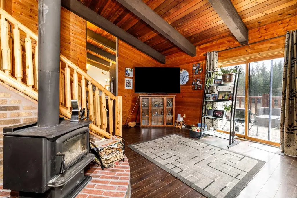 35109 Range Road 25 Rural Red Deer County AB T4G 0K3