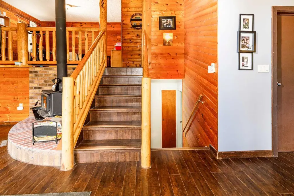 35109 Range Road 25 Rural Red Deer County AB T4G 0K3