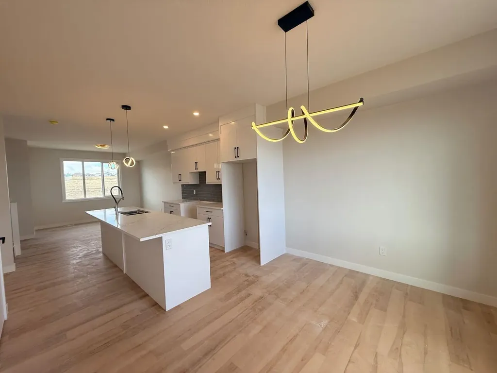 1927 Mccaskill Drive Crossfield AB T0M 0S0
