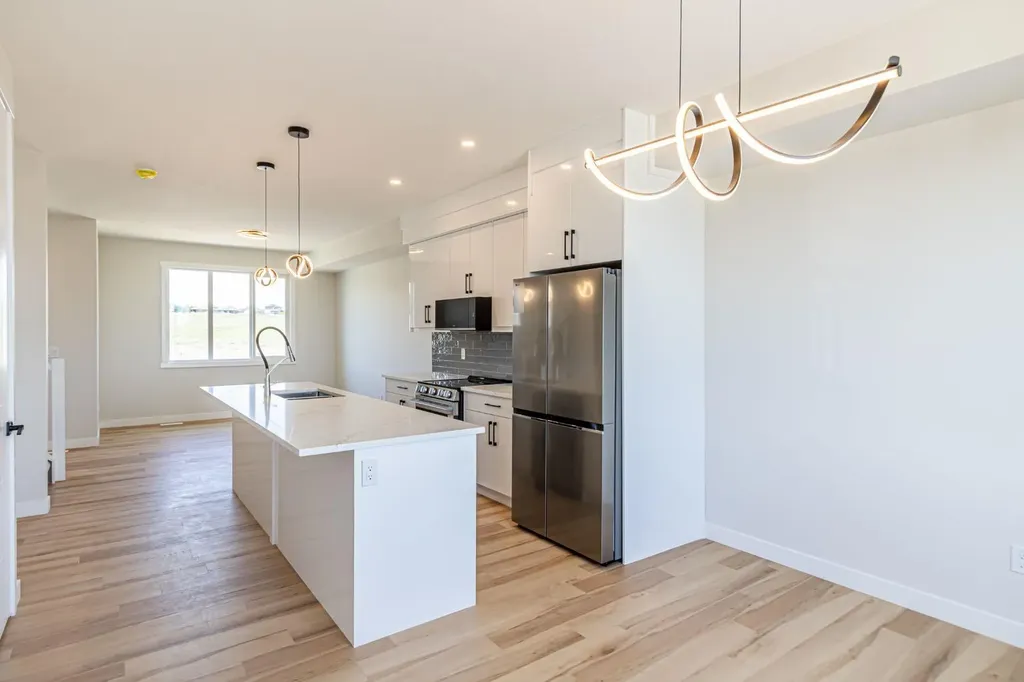 1927 Mccaskill Drive Crossfield AB T0M 0S0
