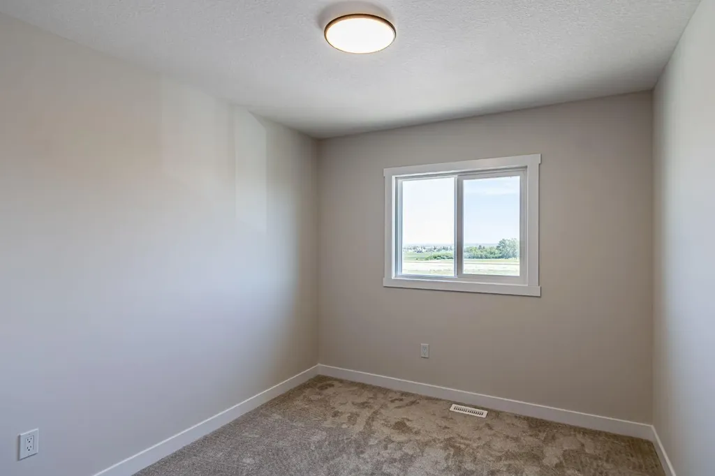 1927 Mccaskill Drive Crossfield AB T0M 0S0