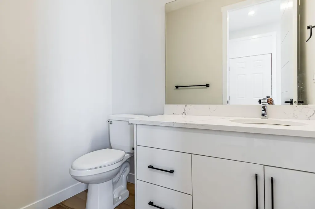 1927 Mccaskill Drive Crossfield AB T0M 0S0