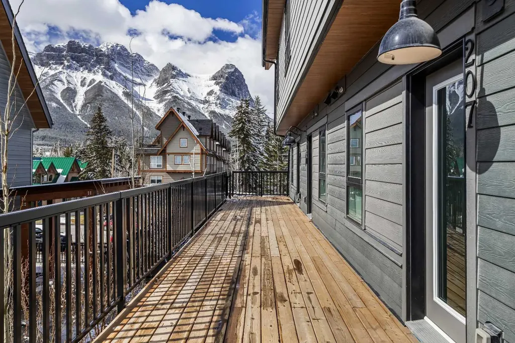 105 Kananaskis Way Canmore AB T1W 1N7
