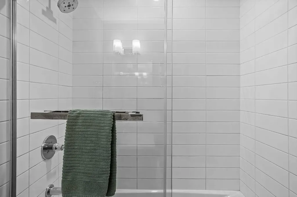 105 Kananaskis Way Canmore AB T1W 1N7