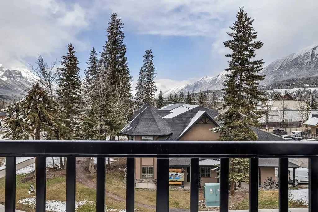 105 Kananaskis Way Canmore AB T1W 1N7