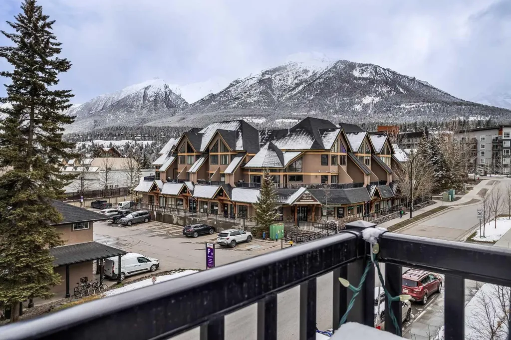 105 Kananaskis Way Canmore AB T1W 1N7