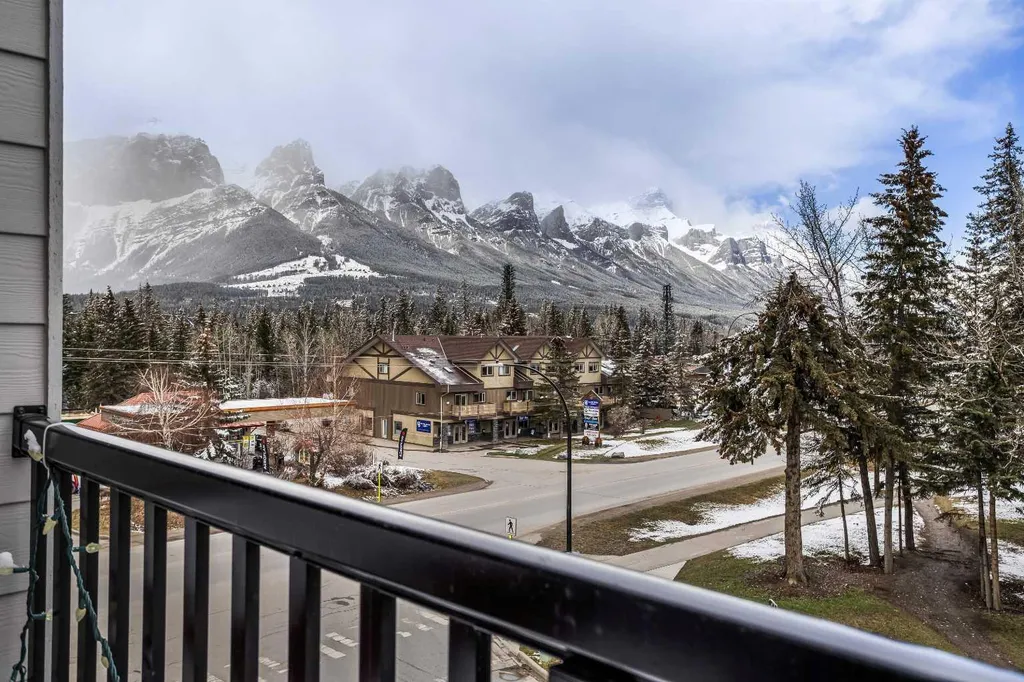 105 Kananaskis Way Canmore AB T1W 1N7