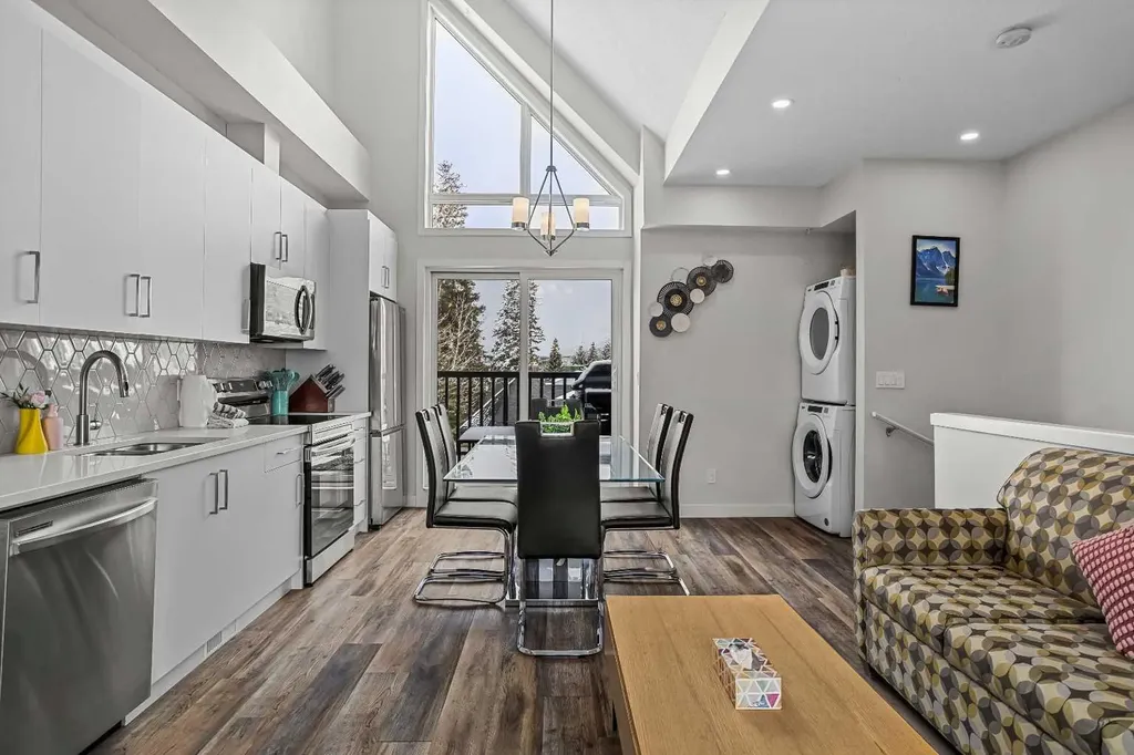 105 Kananaskis Way Canmore AB T1W 1N7