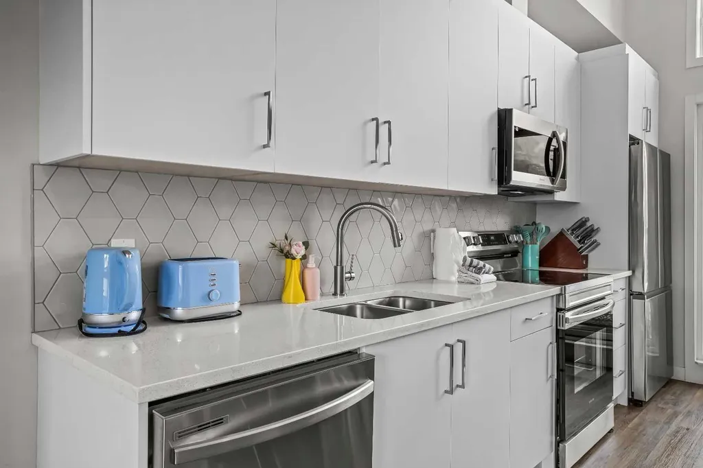 105 Kananaskis Way Canmore AB T1W 1N7