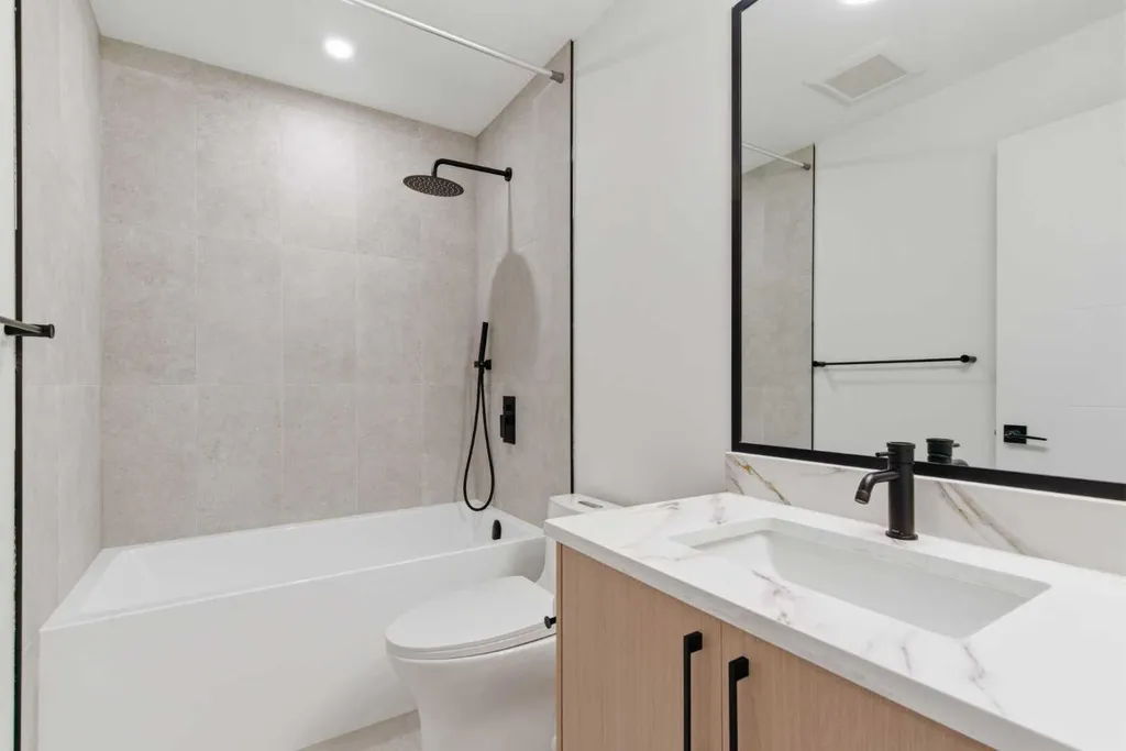 2119 Mackay Road NW Calgary AB T3B 1C9