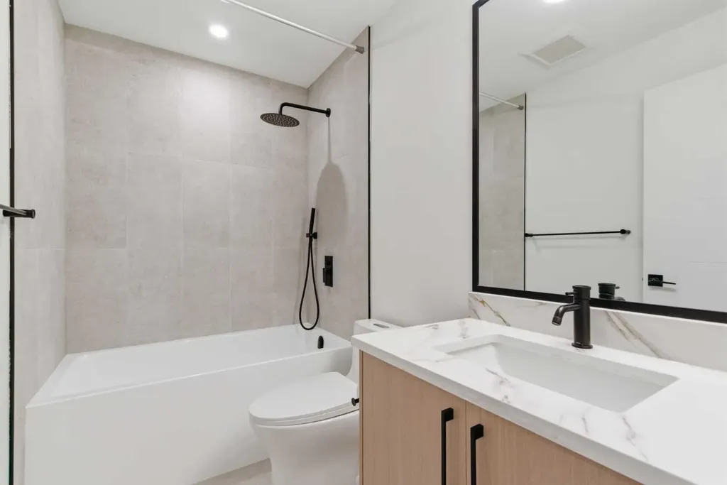 2119 Mackay Road NW Calgary AB T3B 1C9