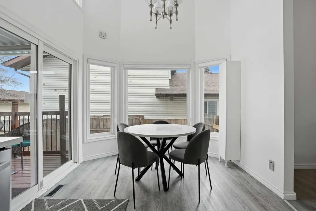 203 Shawglen Road SW Calgary AB T2Y 1Y2
