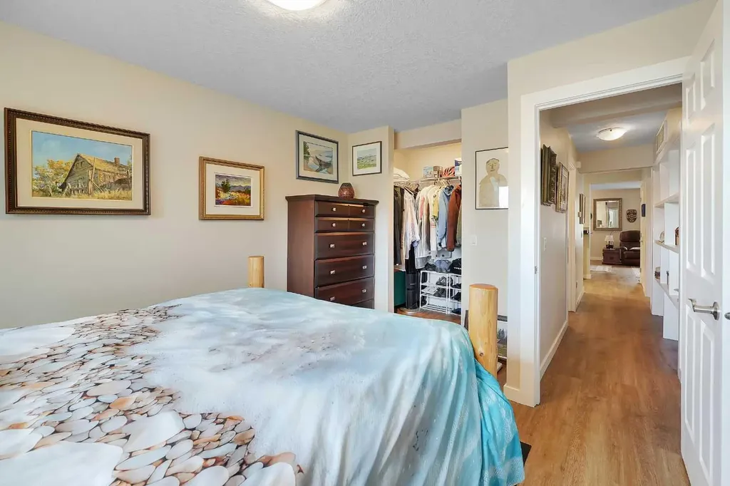 200 Brookpark Drive SW Calgary AB T2W 3E1