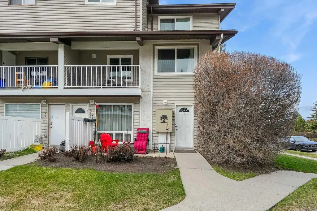 200 Brookpark Drive SW Calgary AB T2W 3E1