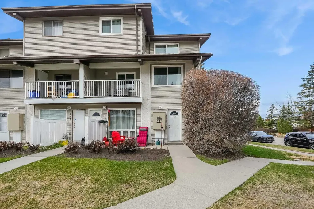 200 Brookpark Drive SW Calgary AB T2W 3E1