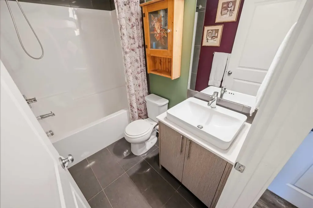 302 Skyview Ranch Drive NE Calgary AB T3N 0P5