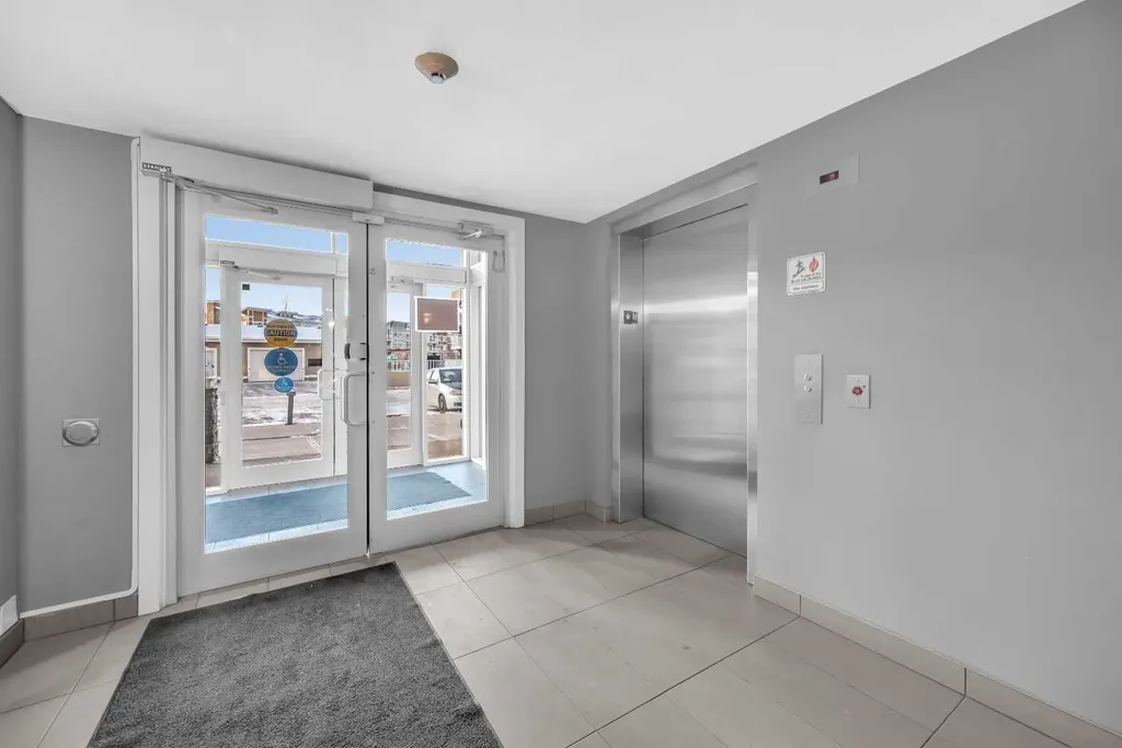 302 Skyview Ranch Drive NE Calgary AB T3N 0P5