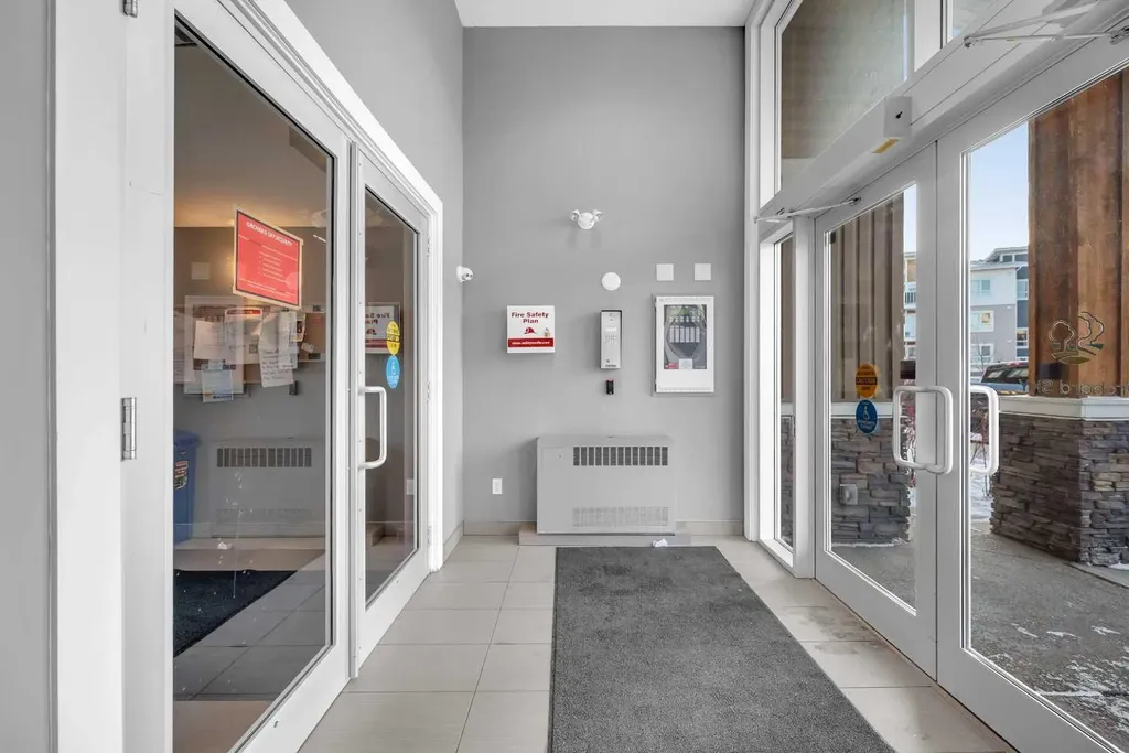 302 Skyview Ranch Drive NE Calgary AB T3N 0P5