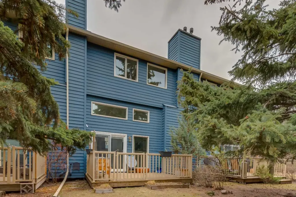 256 Point Mckay Terrace NW Calgary AB T3B 4V6