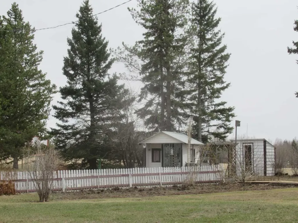 385060 Range Road 5-4 Rural Clearwater County AB T0M 0C0