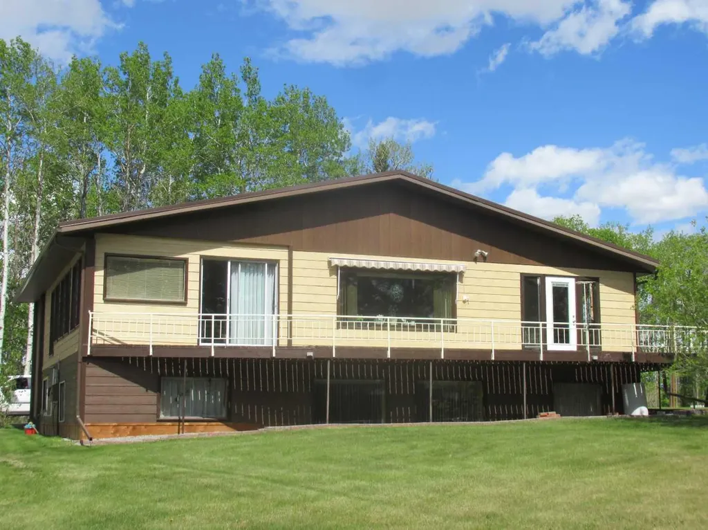 385060 Range Road 5-4 Rural Clearwater County AB T0M 0C0