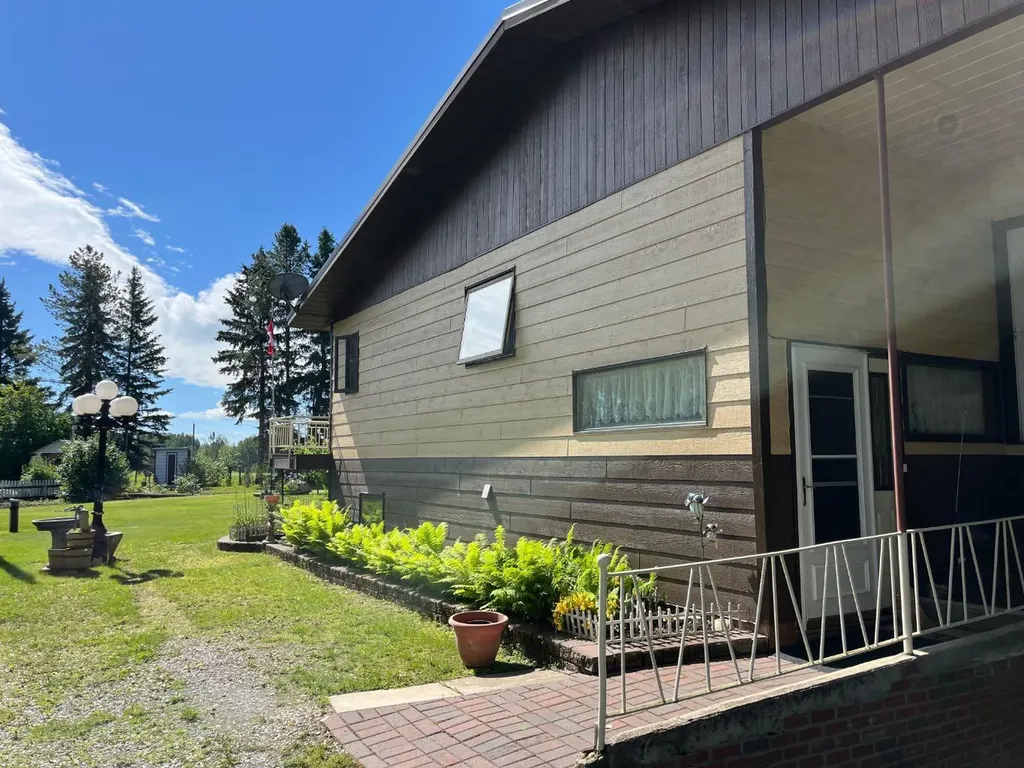 385060 Range Road 5-4 Rural Clearwater County AB T0M 0C0
