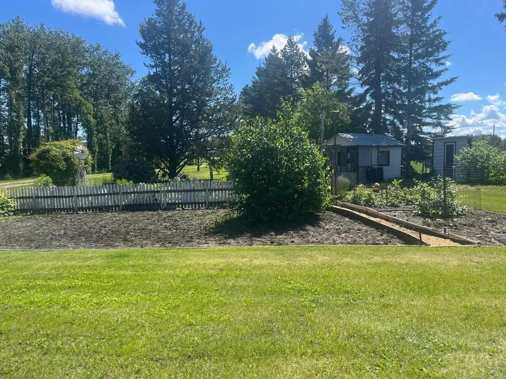 385060 Range Road 5-4 Rural Clearwater County AB T0M 0C0