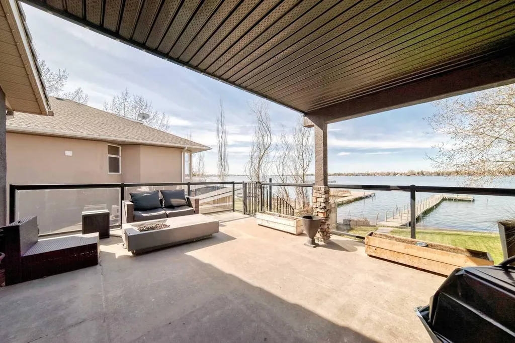 291 East Chestermere Drive Chestermere AB T1X 1A2