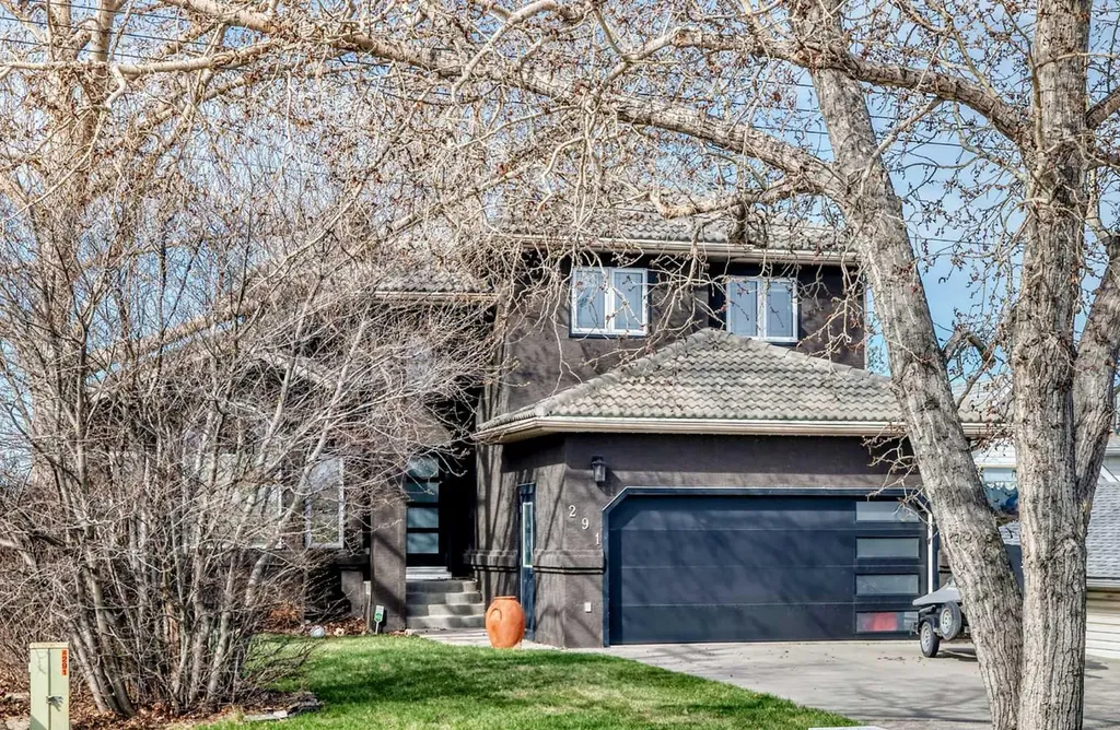 291 East Chestermere Drive Chestermere AB T1X 1A2
