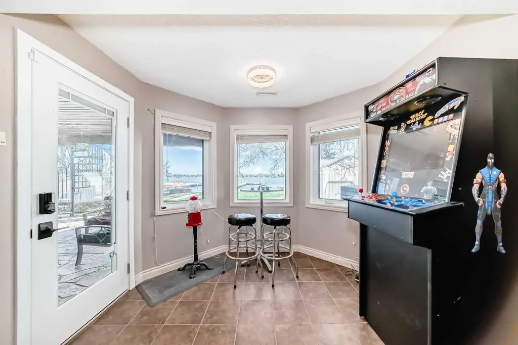 291 East Chestermere Drive Chestermere AB T1X 1A2