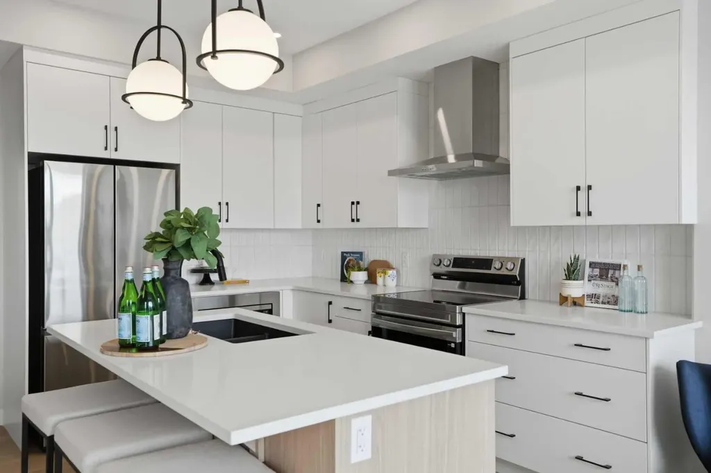 21 Wild Rose Way SE Calgary AB T3M 4A2