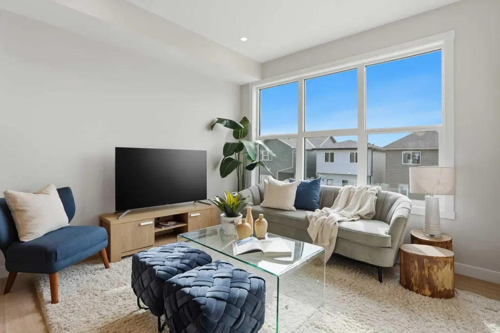 21 Wild Rose Way SE Calgary AB T3M 4A2