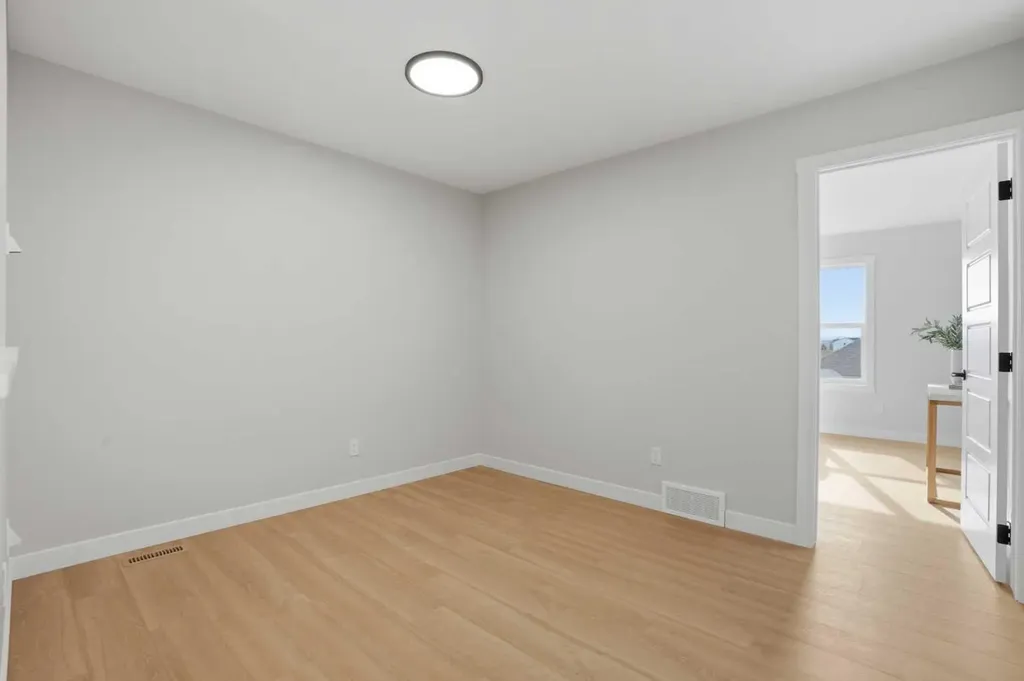 21 Wild Rose Way SE Calgary AB T3M 4A2