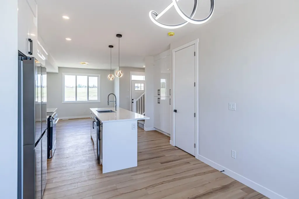 1931 Mccaskill Drive Crossfield AB T0M 0S0