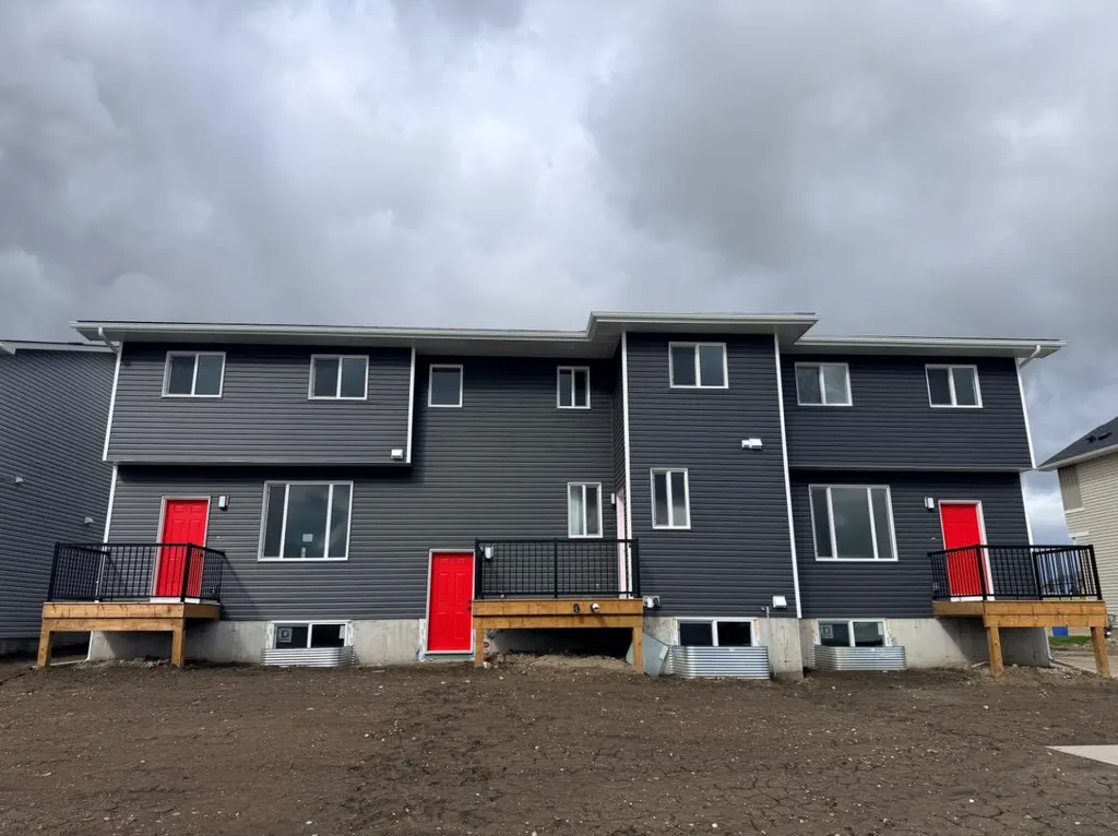 1931 Mccaskill Drive Crossfield AB T0M 0S0