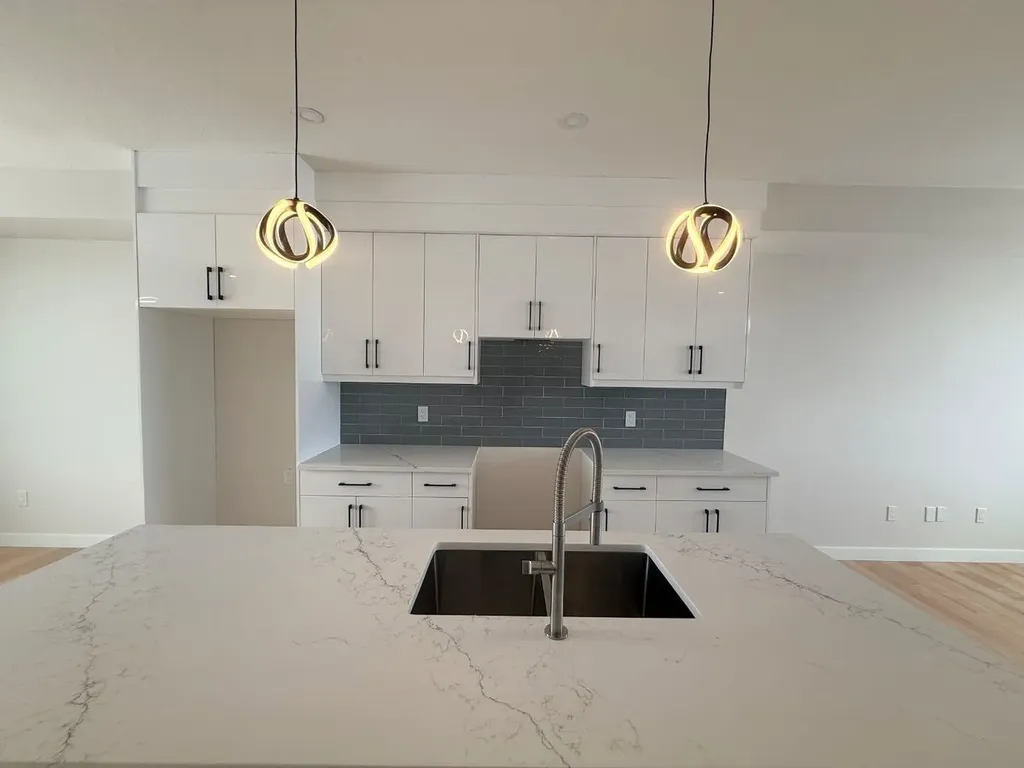 1931 Mccaskill Drive Crossfield AB T0M 0S0