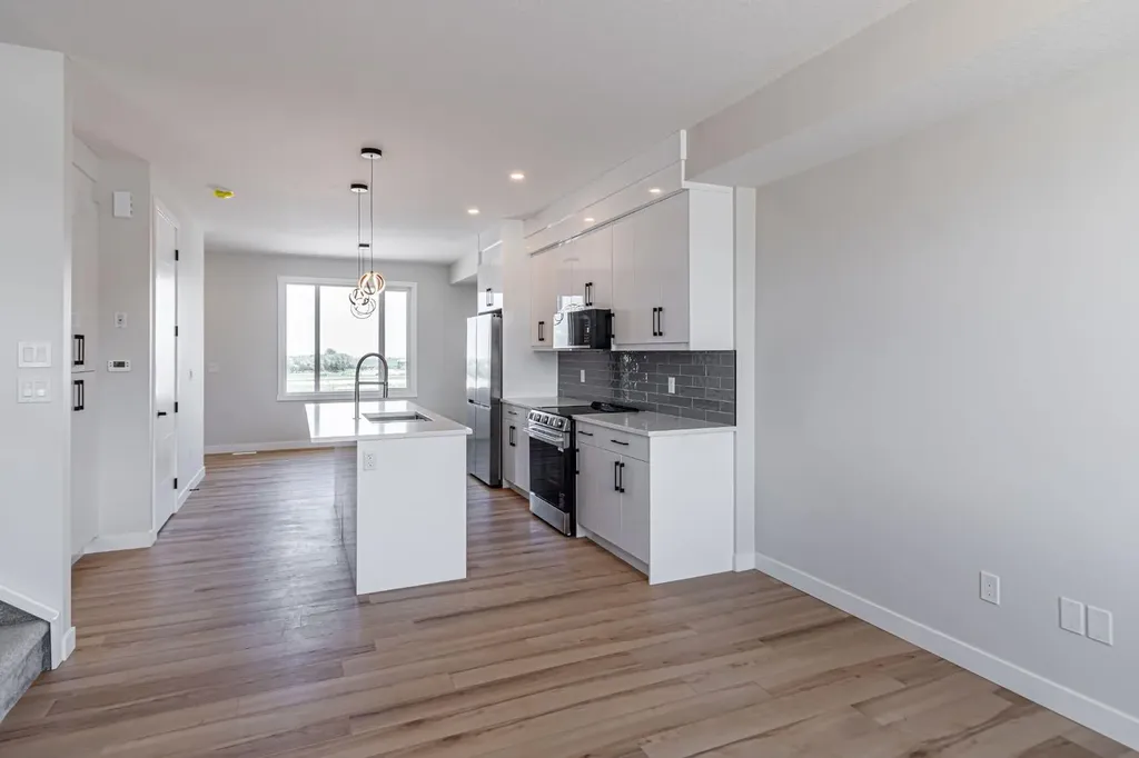 1931 Mccaskill Drive Crossfield AB T0M 0S0