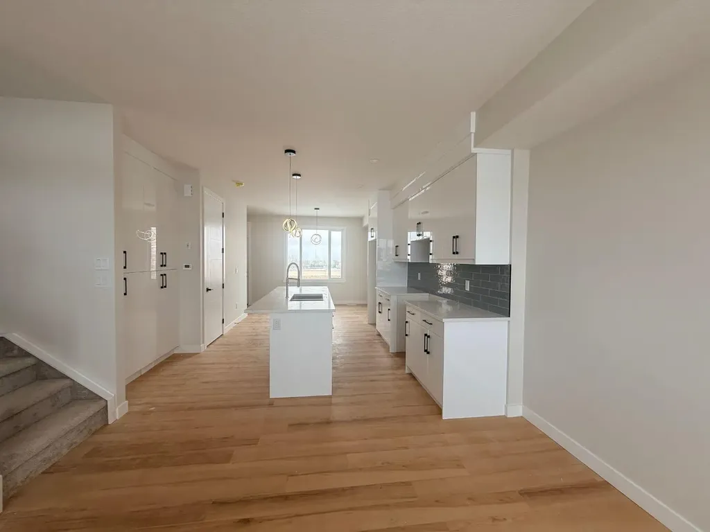 1931 Mccaskill Drive Crossfield AB T0M 0S0