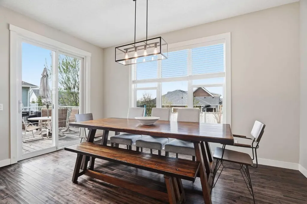 96 Drake Landing Heights Okotoks AB T1S 0M8