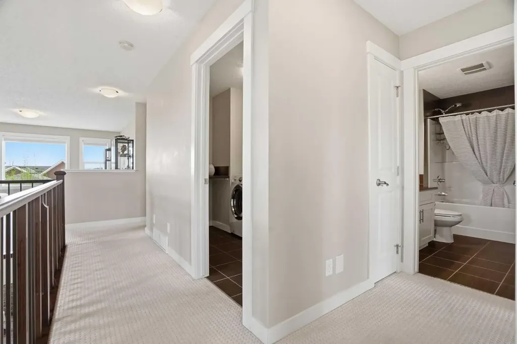 96 Drake Landing Heights Okotoks AB T1S 0M8