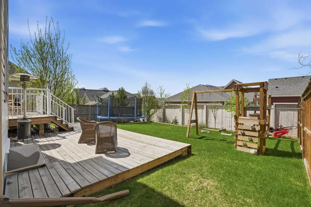96 Drake Landing Heights Okotoks AB T1S 0M8