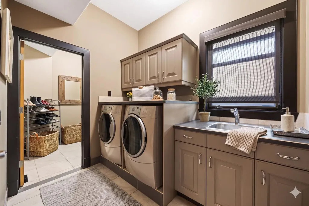 212 Gleneagles Estates Lane Cochrane AB T4C 2H9