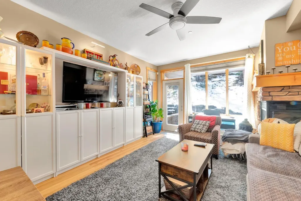 107 Armstrong Place Canmore AB T1W3M1